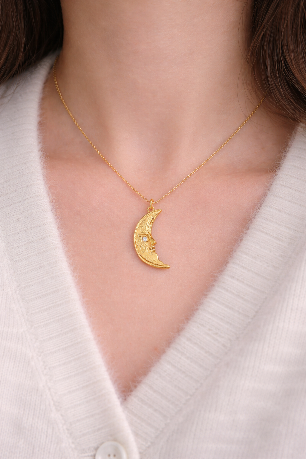 18K Gold plated Crescent Moon Pendant Necklace