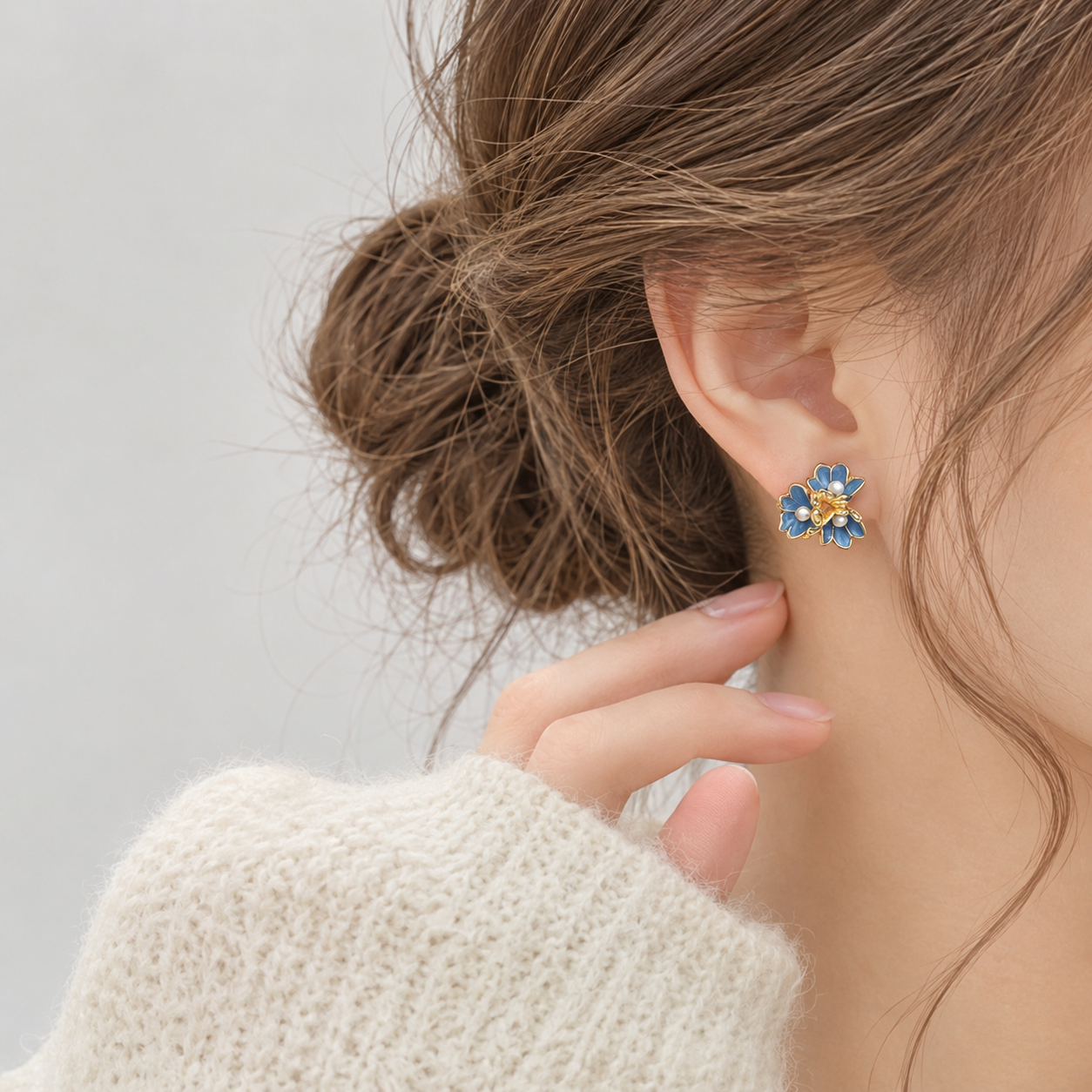 Blue Flower Pearl Stud Earrings Copper 14K Gold Plated