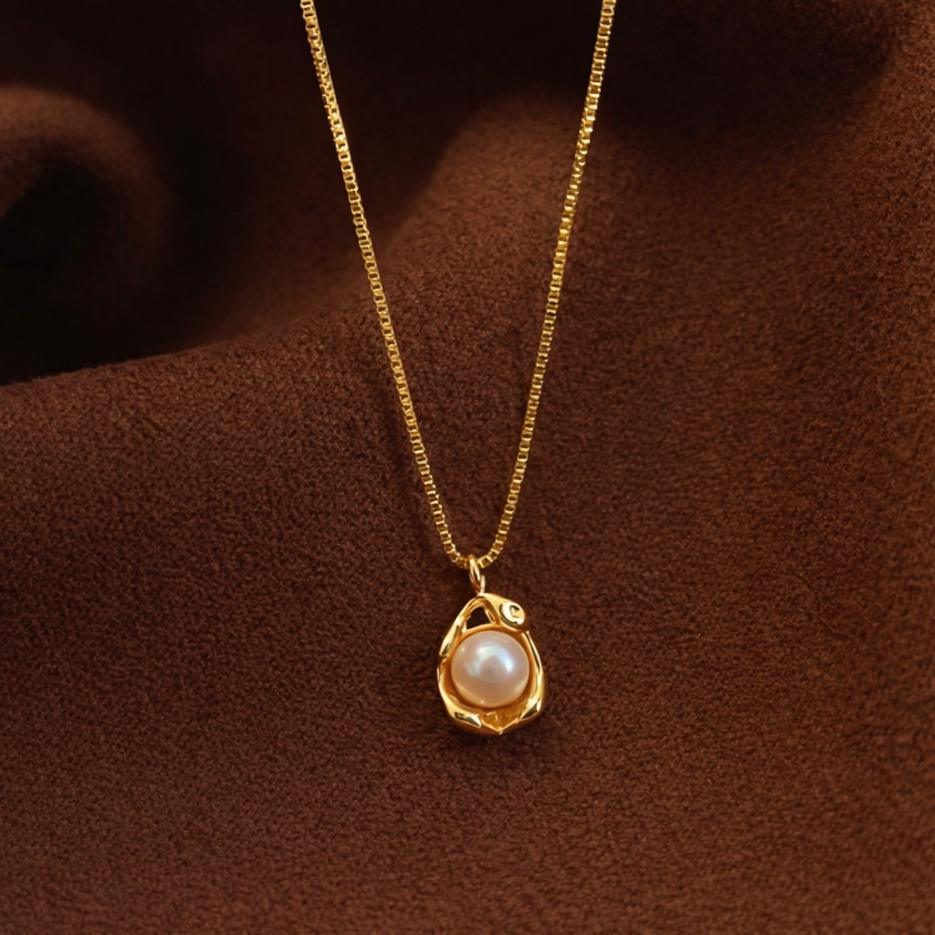 14K Gold Plated Freshwater Pearl Pendant Necklace