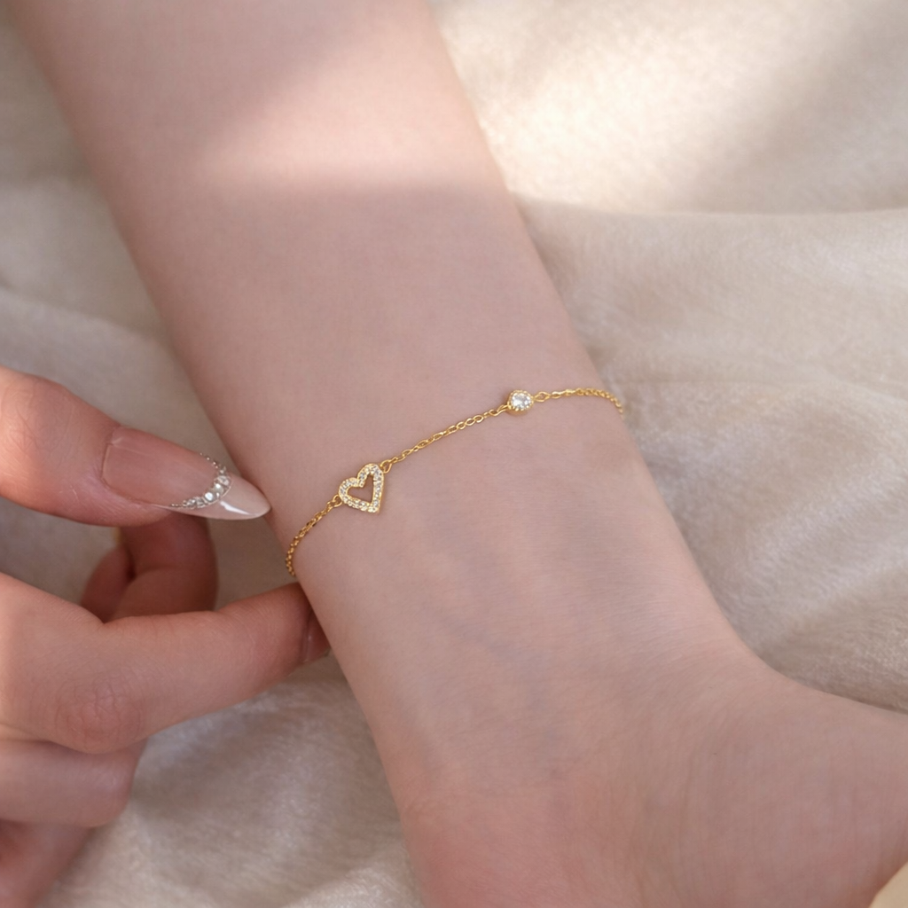 Sterling Silver Heart Zircon Chain Bracelet
