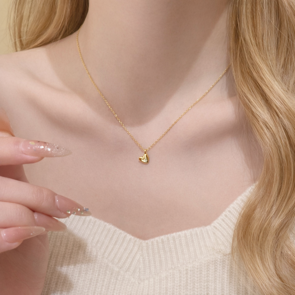 Sterling Silver Minimal Heart Zircon Pendant Necklace