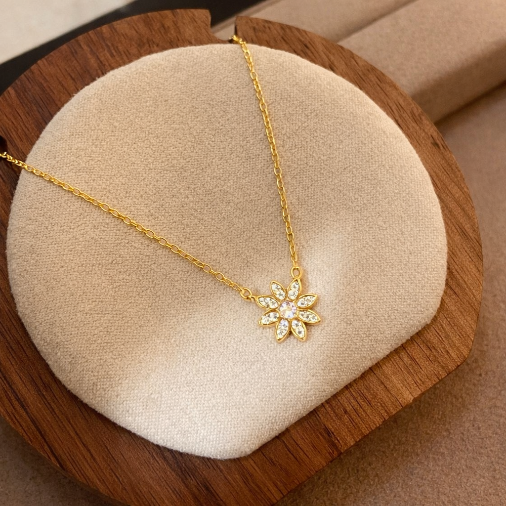 Sterling Silver Sunburst Floral Zircon Necklace